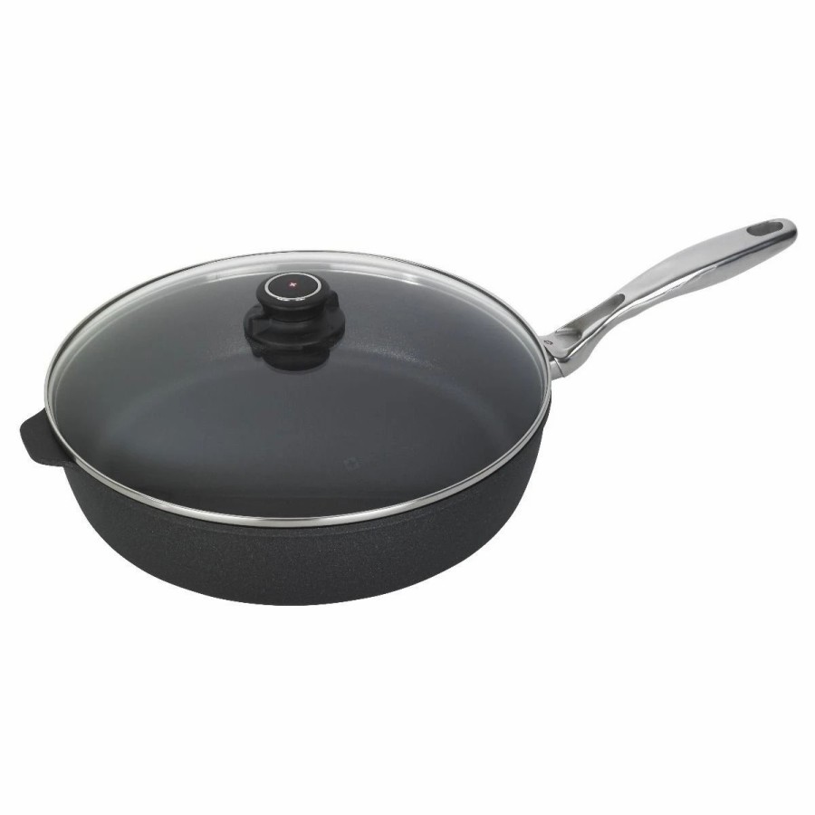 Saute Pans & Casserole Pans * | Swiss Diamond | Xd Saute Pan With Lid & Stainless Steel Handle 12.5 (5.8 Qt.)