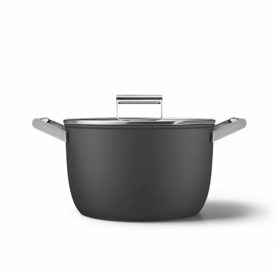 Saute Pans & Casserole Pans * | Smeg 8 Qt. Nonstick Casserole Dish With Lid | Black