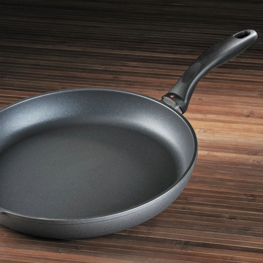 Skillets & Fry Pans * | Swiss Diamond | Hd Fry Pan 12.5